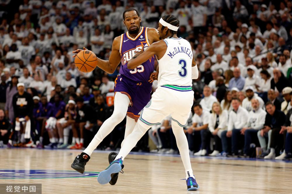 爱篮球的年 爱篮球的年