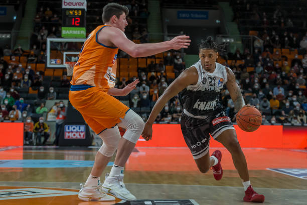 中保持高成 中保持高成